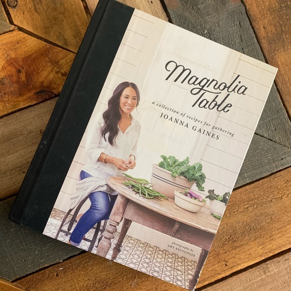 Magnolia Other - Magnolia Table: Hardcover book by Joanna Gaines